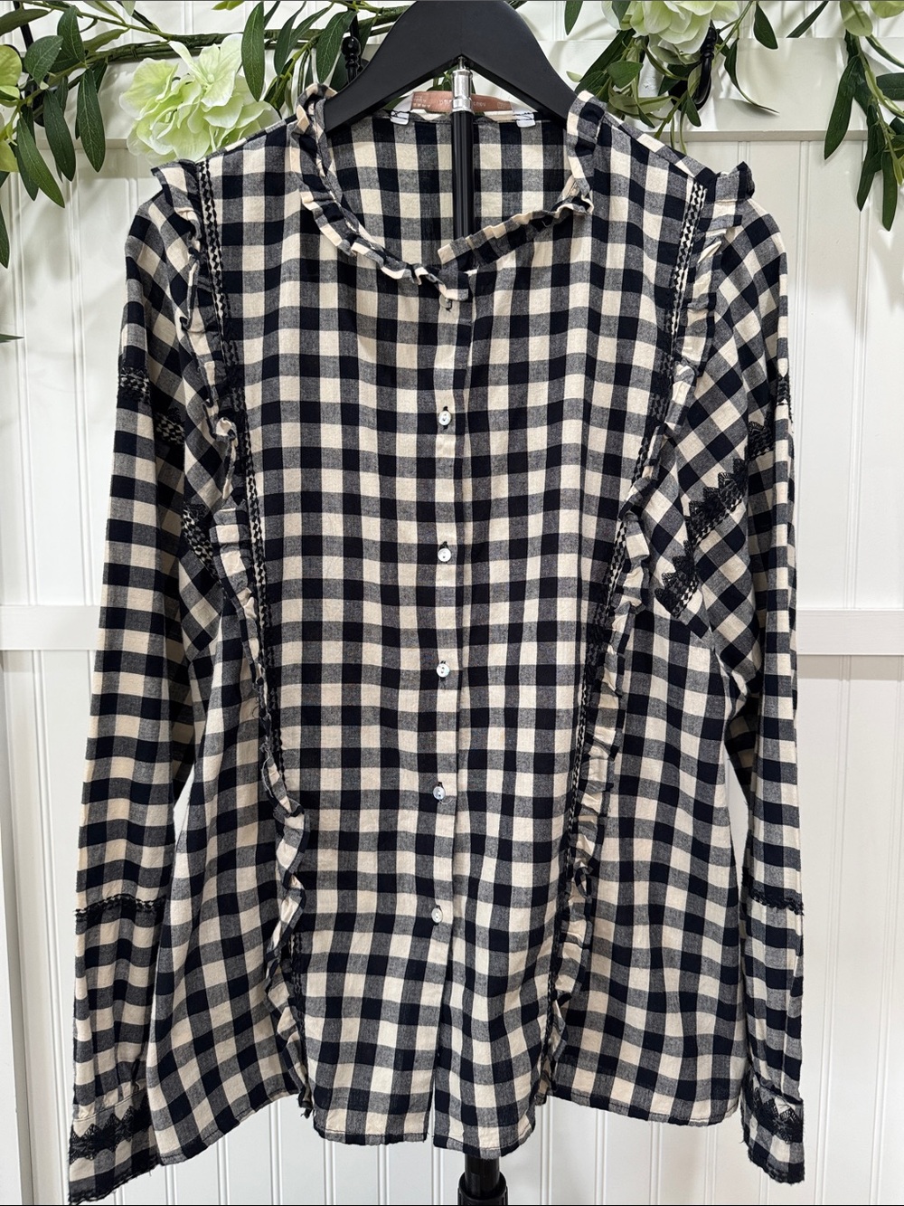 #855 ZARA Black & Cream Gingham Ruffle Button-Down Embroidery Shirt